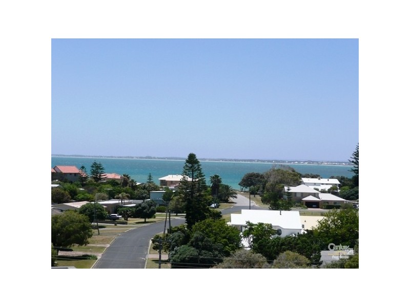 21C Oversby Street, Halls Head WA 6210