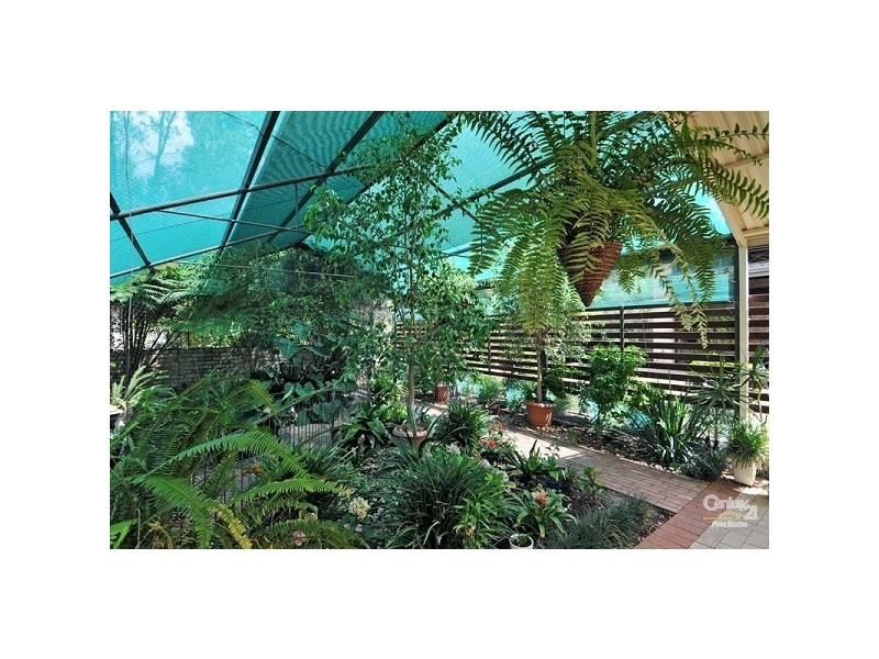 8 Victoria Circle, Greenfields WA 6210