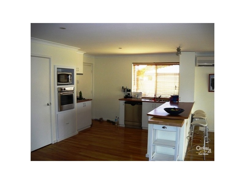 91 Yeedong Road, Falcon WA 6210