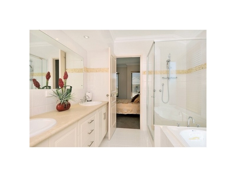 38 Sandpiper Island Retreat, Wannanup WA 6210