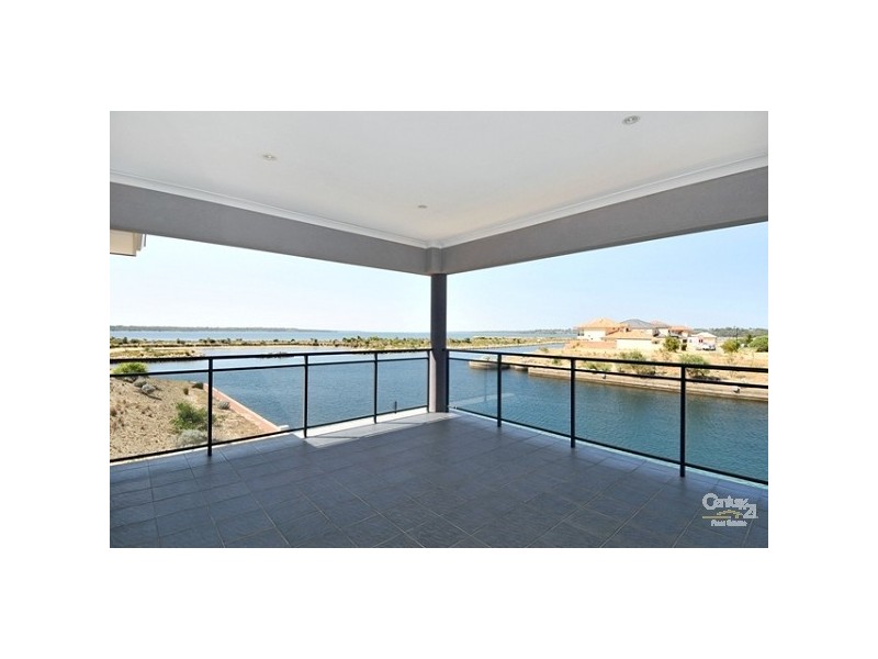 38 Sandpiper Island Retreat, Wannanup WA 6210