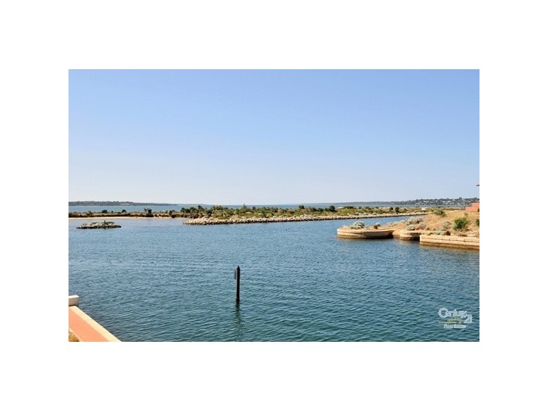 38 Sandpiper Island Retreat, Wannanup WA 6210