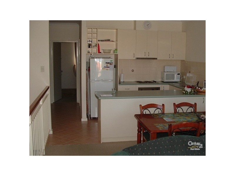 Unit 42, 20 Apollo Place, Halls Head WA 6210