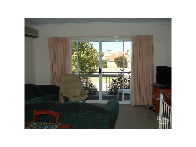 Unit 42, 20 Apollo Place, Halls Head WA 6210