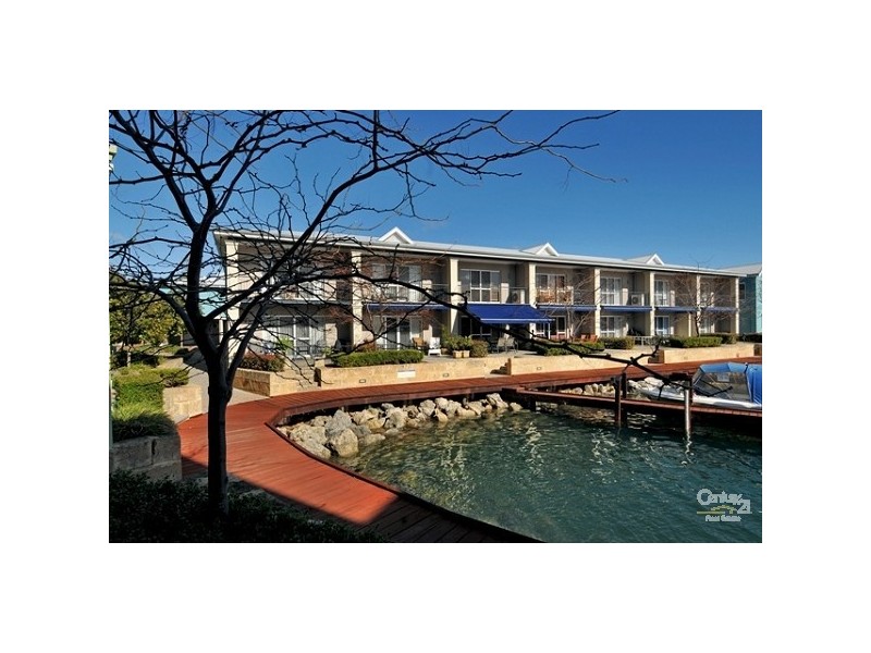 Unit 42, 20 Apollo Place, Halls Head WA 6210