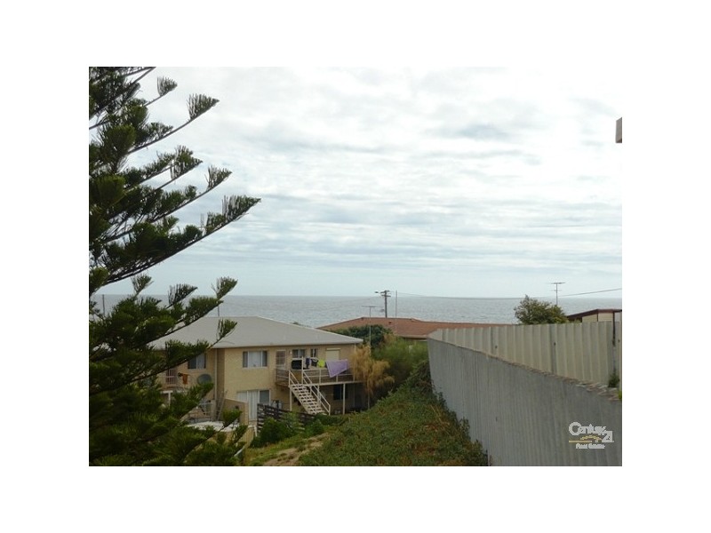 106 Janis Street, Halls Head WA 6210