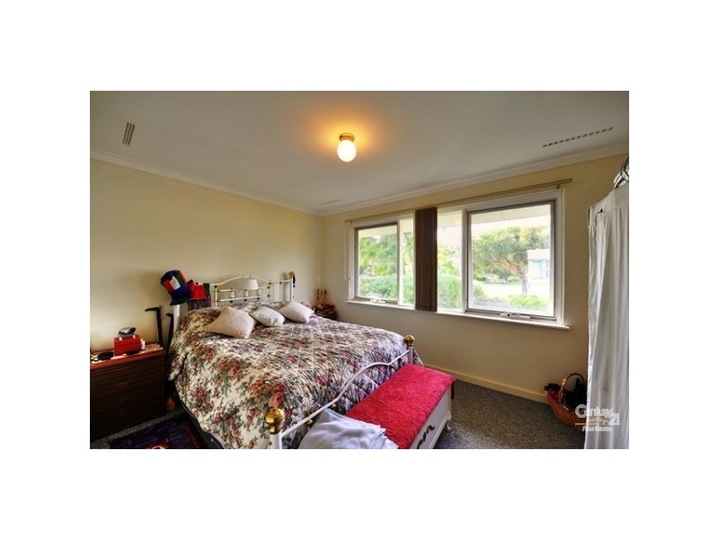 26 Terry Cr, Mandurah WA 6210