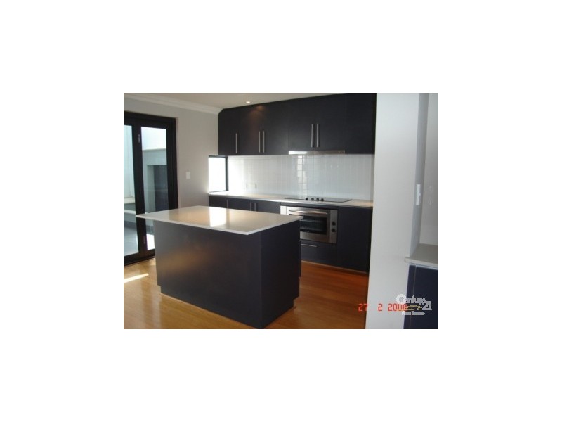 4/30-32 Spinnaker Quays, Mandurah WA 6210