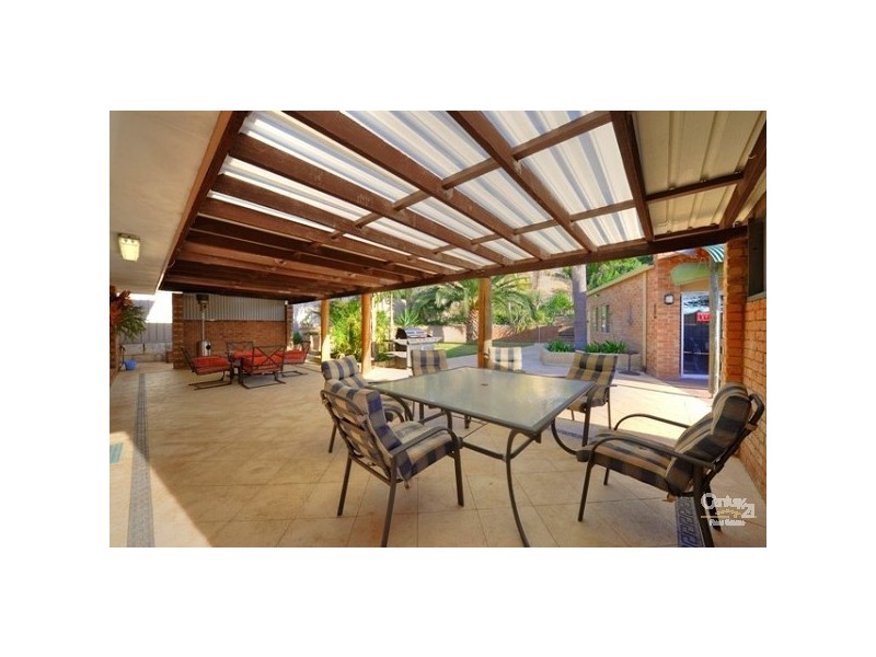 1 Hyacinth Place, Madora Bay WA 6210