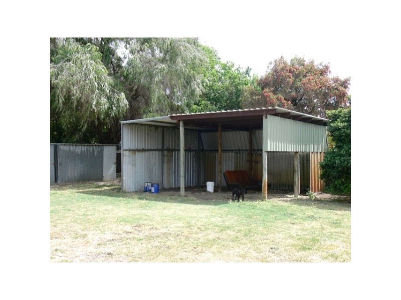 8 Sage Court, Halls Head WA 6210