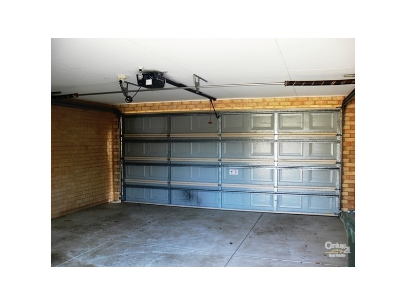 2, 36 Pentland Crescent, Dudley Park WA 6210