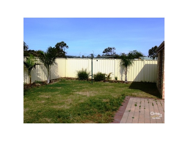 2, 36 Pentland Crescent, Dudley Park WA 6210