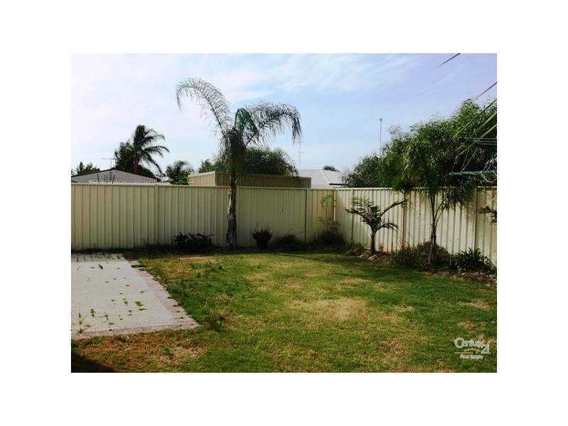 2, 36 Pentland Crescent, Dudley Park WA 6210