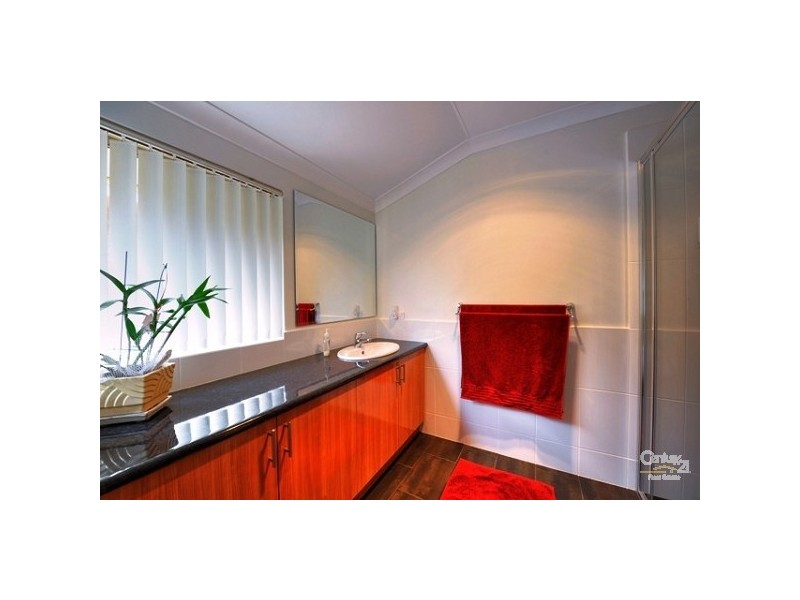 18 Seawind Drive, Silver Sands WA 6210