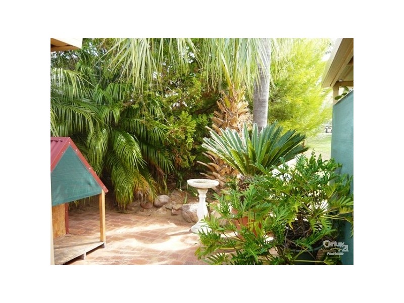 3 Kingfisher Drive, Halls Head WA 6210