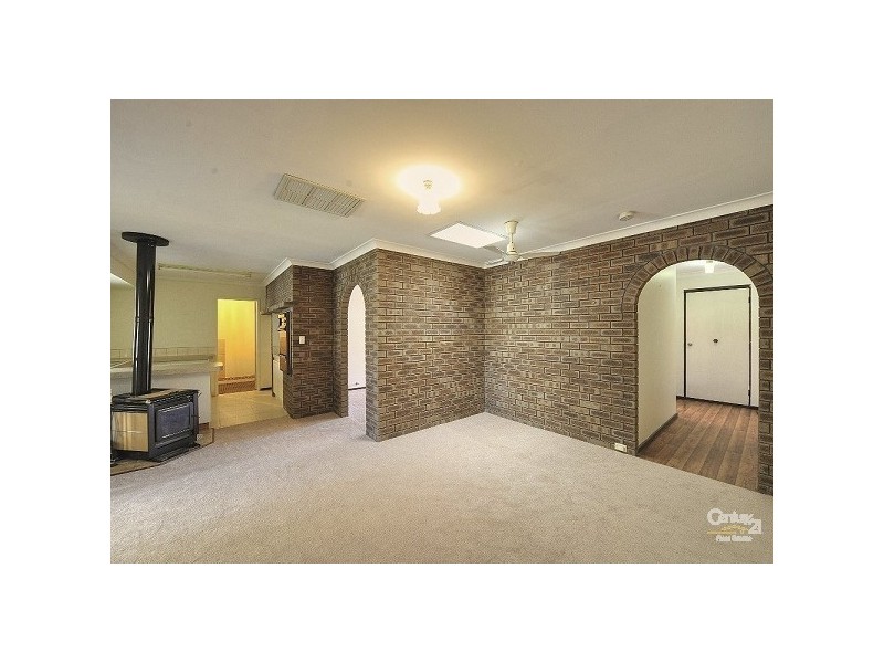 5 Kolan Close, Dudley Park WA 6210