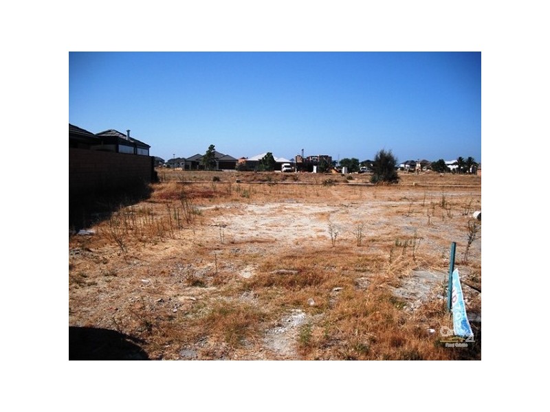 39 Waterlily Drive, Dudley Park WA 6210