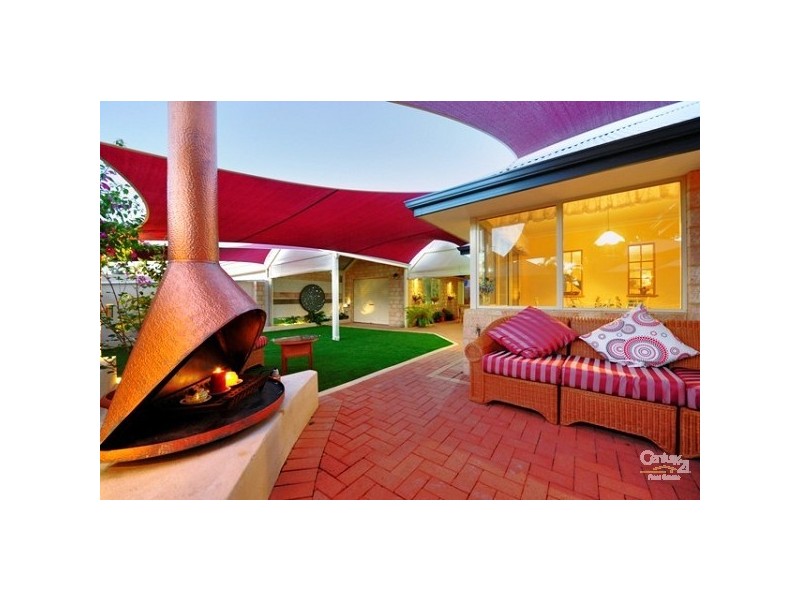 1 Carnarvon Way, Erskine WA 6210