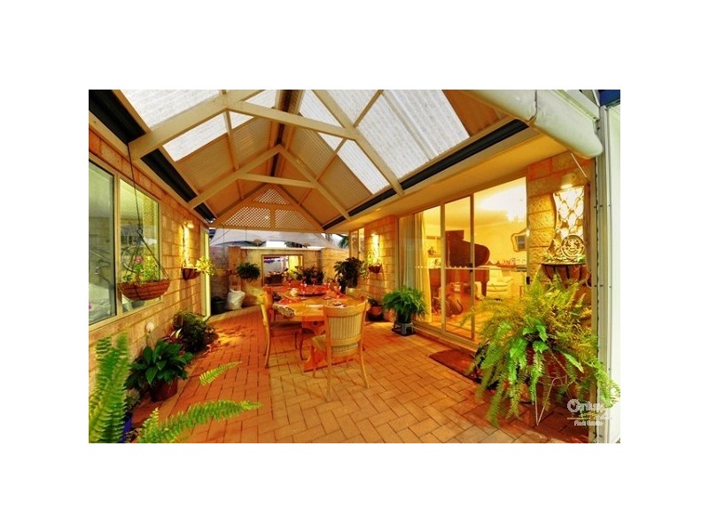 1 Carnarvon Way, Erskine WA 6210