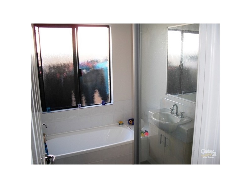 5, 6 Valley Road, Halls Head WA 6210