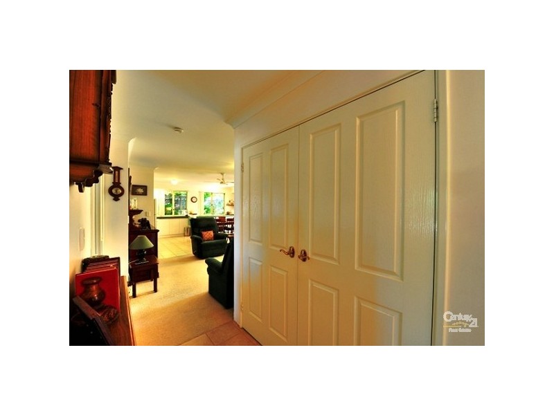 2 Banyon Close, Halls Head WA 6210