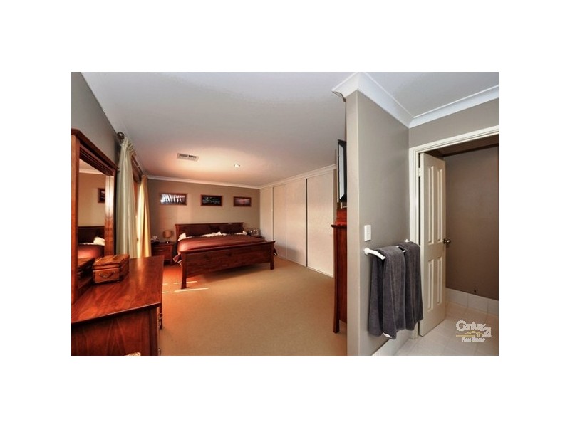 97 Kiap Road, South Yunderup WA 6208