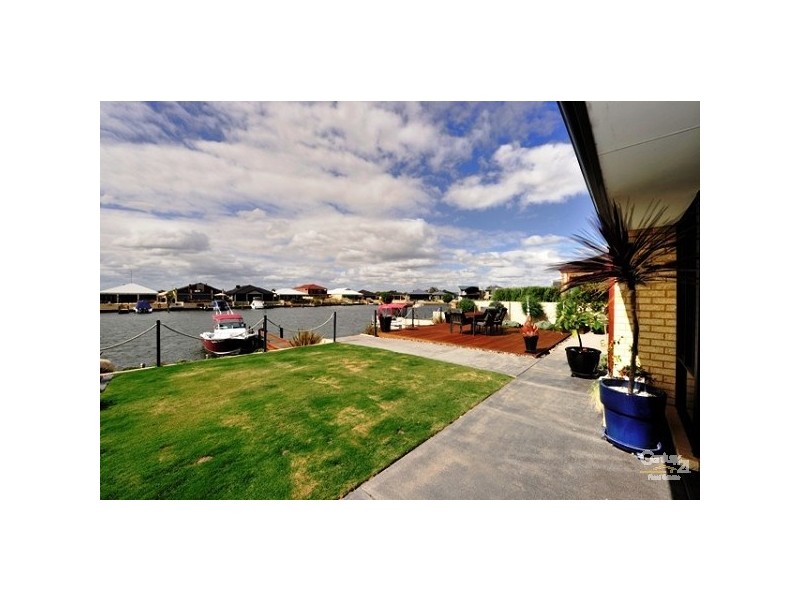 97 Kiap Road, South Yunderup WA 6208