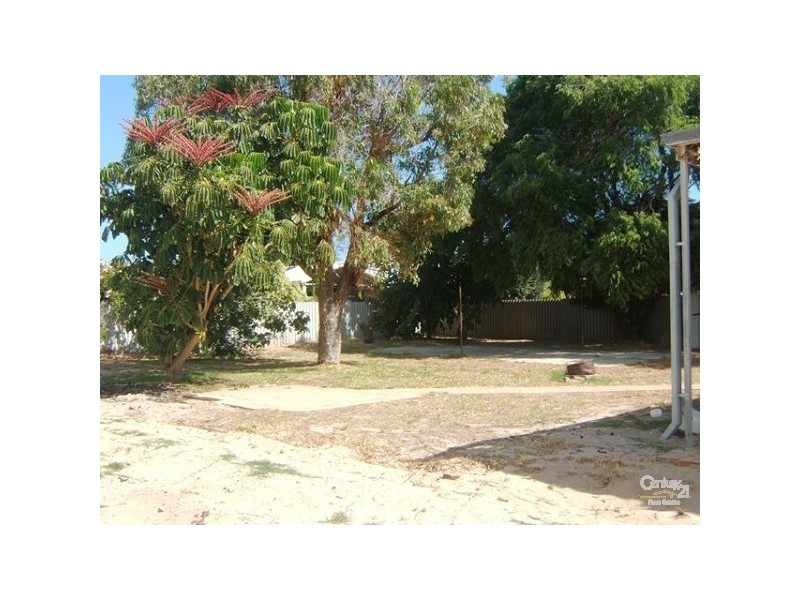 11 Madora Beach Road, Madora Bay WA 6210