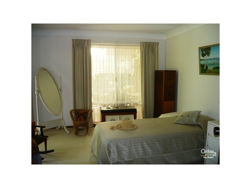 18 Carina Circle, Halls Head WA 6210