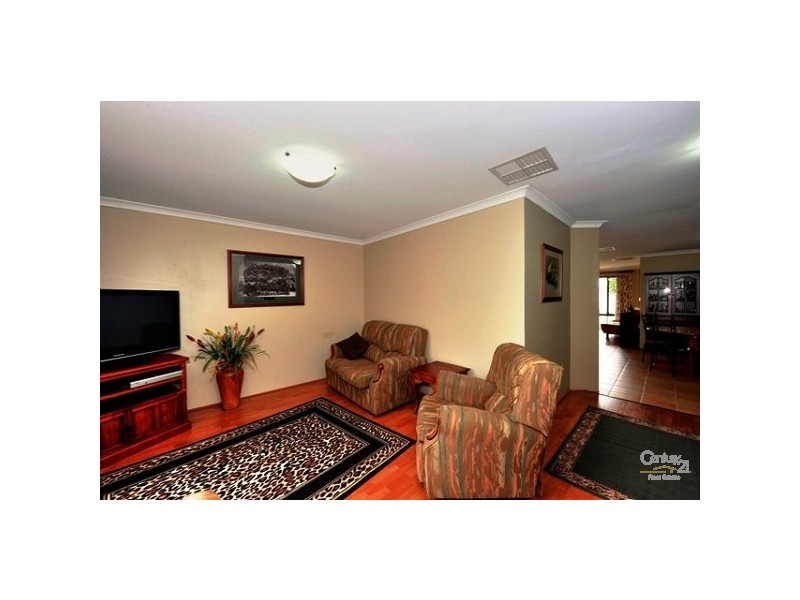 8 Lever Way, South Yunderup WA 6208