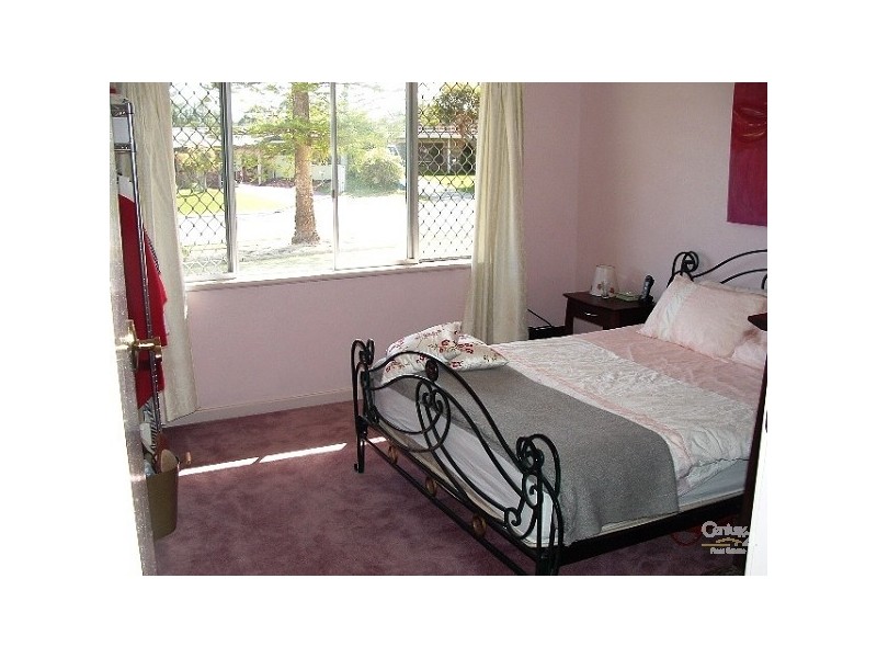 37 Gillark Street, Dudley Park WA 6210