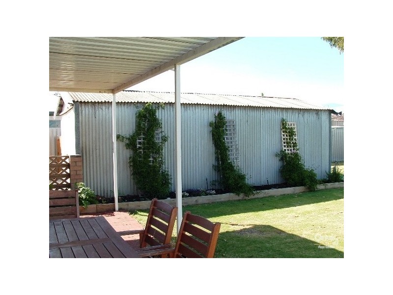 37 Gillark Street, Dudley Park WA 6210