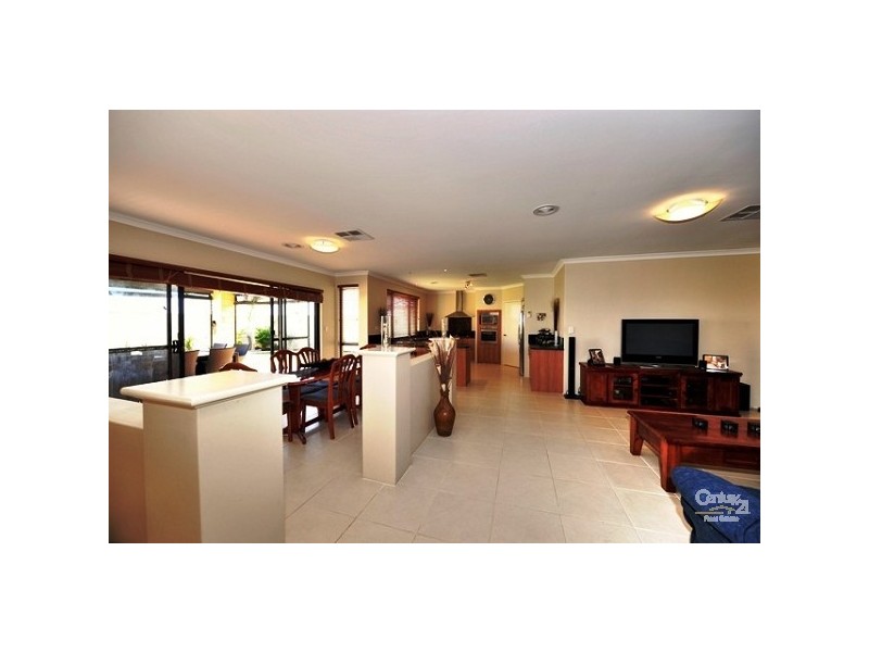 146 Yindana Blvd, Lakelands WA 6180