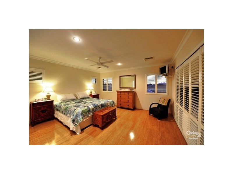 36 Leisure Way, Halls Head WA 6210