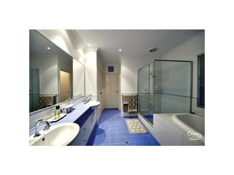 36 Leisure Way, Halls Head WA 6210
