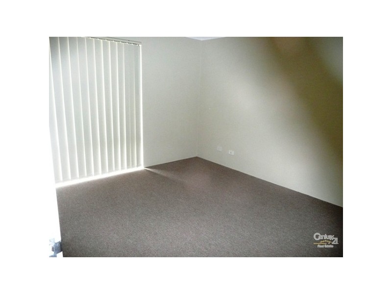 10 Pingle Drive, Greenfields WA 6210