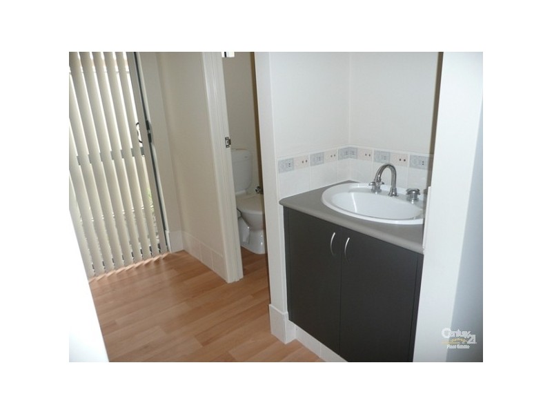 10 Pingle Drive, Greenfields WA 6210