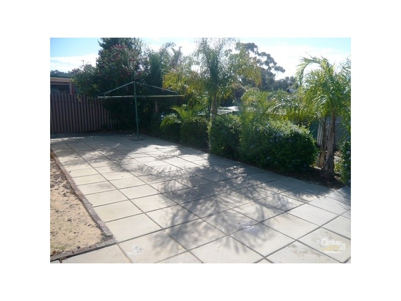 16 Crawford Road, Orelia WA 6167