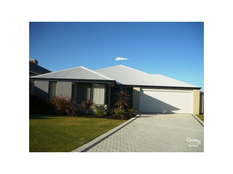 4 Gables Green, Meadow Springs WA 6210