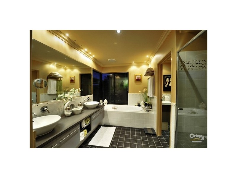 23 Nyari Court, Halls Head WA 6210