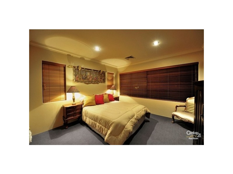 23 Nyari Court, Halls Head WA 6210