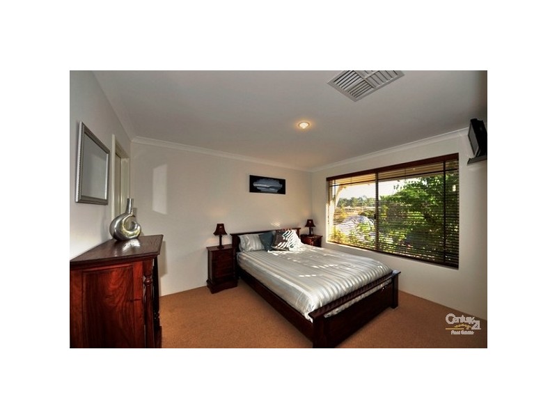 63 Wilderness Drive, Dawesville WA 6211