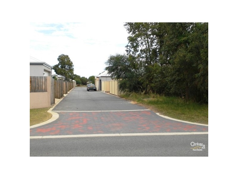 20 Dotterel Drive, Dudley Park WA 6210