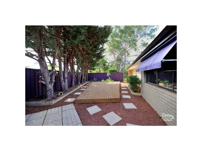 40 Tennyson Avenue, Halls Head WA 6210