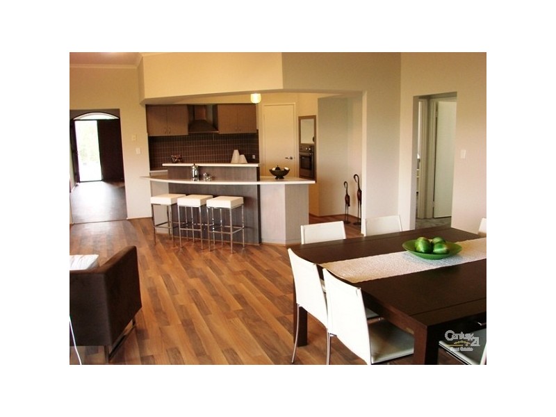 136 Yindana Boulevard, Lakelands WA 6180