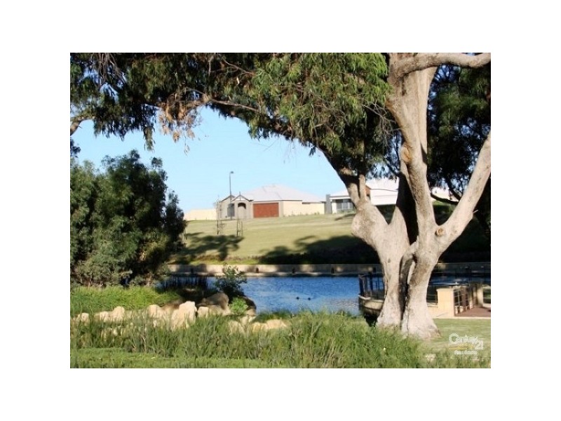 136 Yindana Boulevard, Lakelands WA 6180