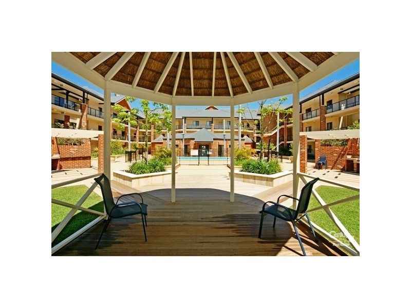 26, 37 Dolphin Drive, Mandurah WA 6210