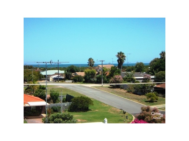 15 Gambia Drive, Madora Bay WA 6210