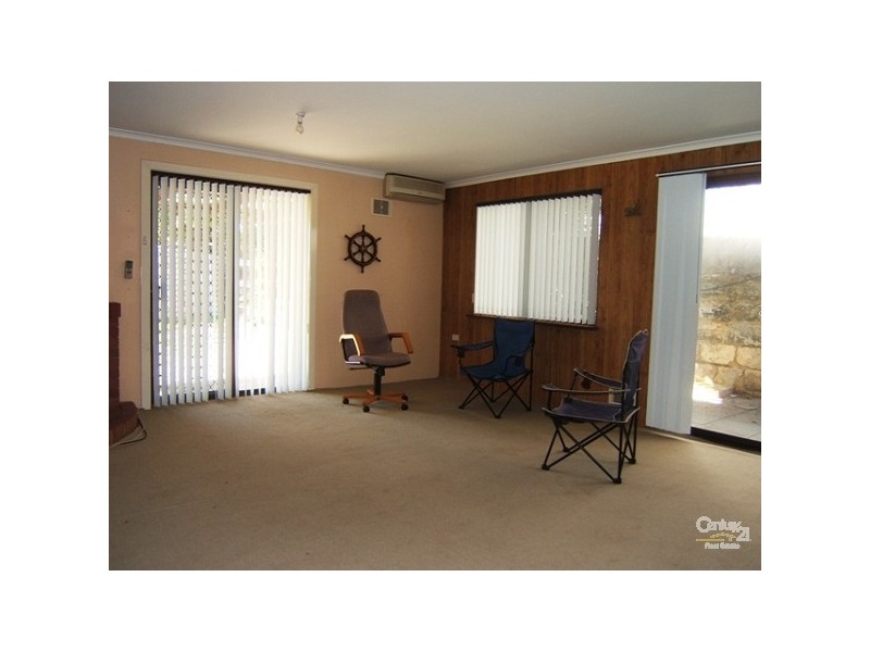 15 Gambia Drive, Madora Bay WA 6210