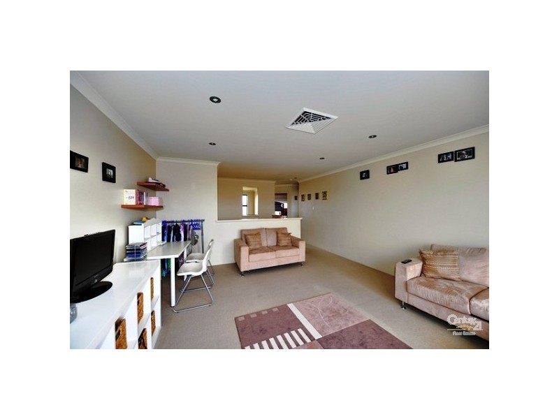 12 Cohen Vista, Lakelands WA 6180